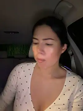 Snapshot of clairewntr chatting on November 28, 8:55 pm clairewntr online show from November 28, 8:55 pm