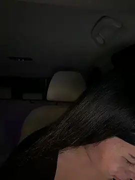 Snapshot of clairewntr chatting on November 29, 8:23 pm clairewntr online show from November 29, 8:23 pm