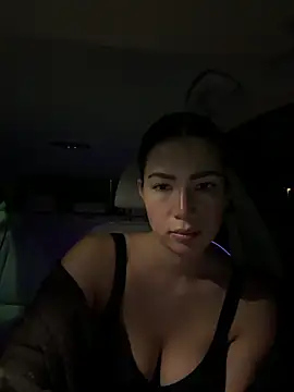 clairewntr online show from December 22, 8:50 pm