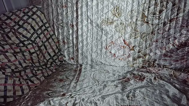 Snapshot of littledaddyflex chatting on November 17, 10:48 pm littledaddyflex online show from November 17, 10:48 pm