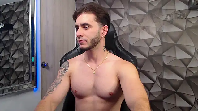 Latino stud4u online show from November 15, 12:19 am