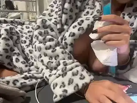 tbaexoxox online show from September 22, 2:13 am