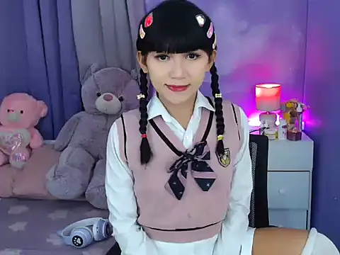 urlovelyfreya online show from October 4, 4:16 pm