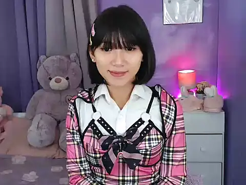 urlovelyfreya online show from November 1, 6:32 pm