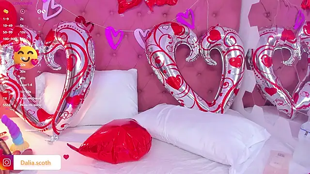 Snapshot of DaliaScoth chatting on February 15, 7:39 pm DaliaScoth online show from February 15, 7:39 pm