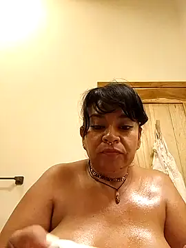 karlablue  online show from February 26, 7:38 pm