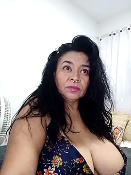 karlablue  online show from September 13, 8:30 pm