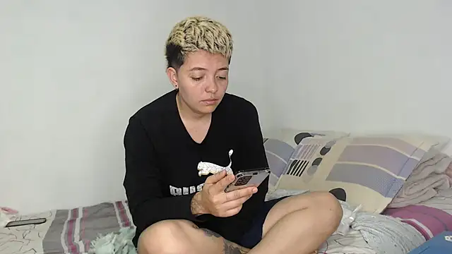 kathy luisa online show from March 26, 12:28 am