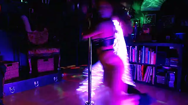 gothstripper online show from October 3, 11:02 pm