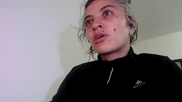 mariecam420 online show from December 19, 1:07 am