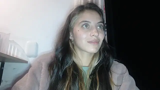 mariecam420 online show from December 26, 3:27 am