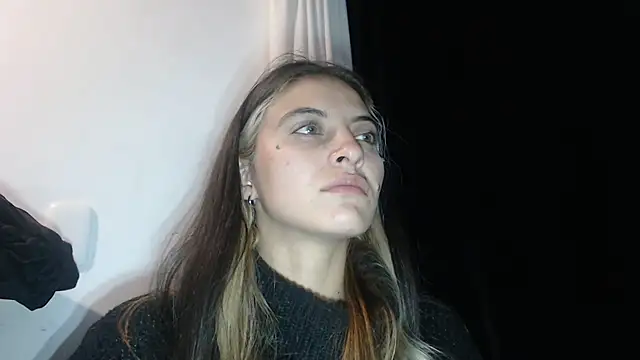 mariecam420 online show from January 1, 12:32 am