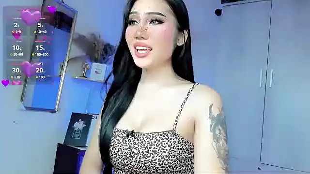 Icon1c LiLy online show from October 5, 11:35 pm