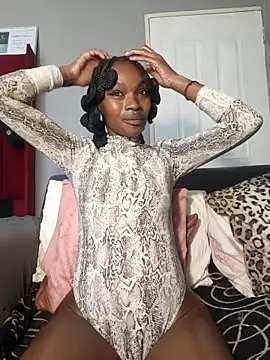 HoneyDropsX online show from June 3, 12:41 pm
