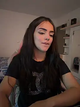 anniehart online show from April 7, 1:06 am