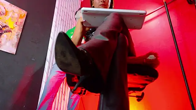 MistressSlut1 online show from January 4, 2:25 pm