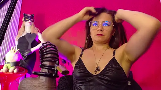 MistressSlut1 online show from February 13, 11:17 am