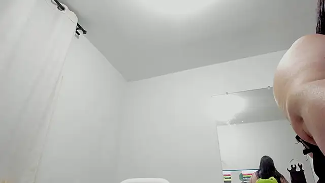 esmeraldamfc online show from March 4, 12:29 am