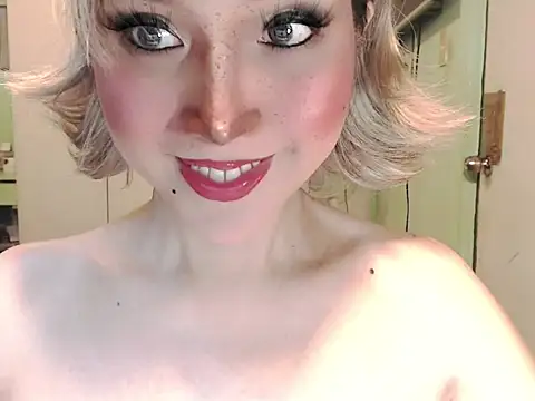 Ezradeliciosa online show from May 2, 1:21 am