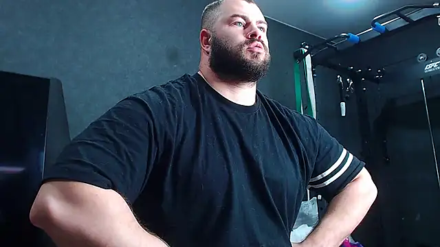 Snapshot of muscularjohnforuX chatting on April 8, 8:03 am muscularjohnforuX online show from April 8, 8:03 am