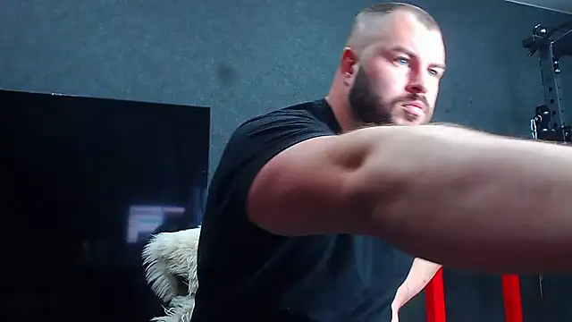 Snapshot of muscularjohnforuX chatting on April 25, 2:58 pm muscularjohnforuX online show from April 25, 2:58 pm