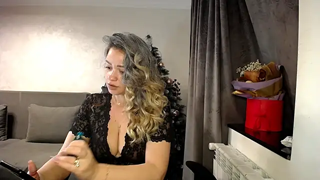 Snapshot of Claire95_ chatting on December 24, 5:38 am Claire95 online show from December 24, 5:38 am