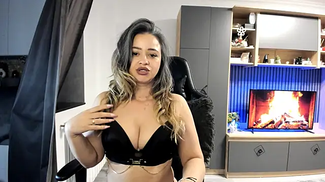 Snapshot of Claire95_ chatting on March 2, 4:39 am Claire95 online show from March 2, 4:39 am