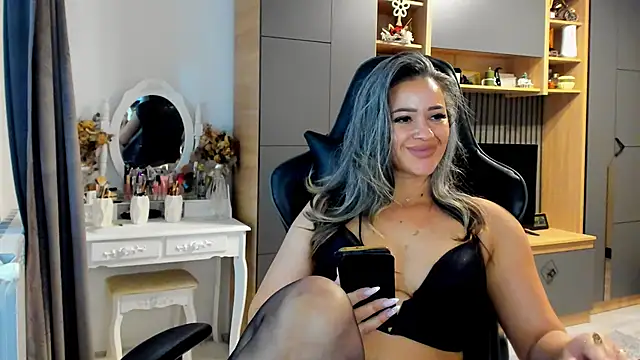 Snapshot of Claire95_ chatting on September 29, 3:50 pm Claire95 online show from September 29, 3:50 pm