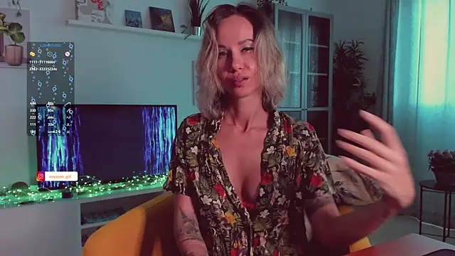 Snapshot of trafka_murafka chatting on October 26, 10:43 am trafka murafka online show from October 26, 10:43 am