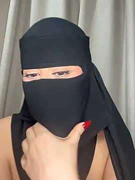 Snapshot of arabiaAna chatting on July 12, 9:39 pm arabiaAna online show from July 12, 9:39 pm