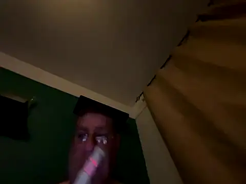 bigboy6880 online show from November 17, 6:08 am