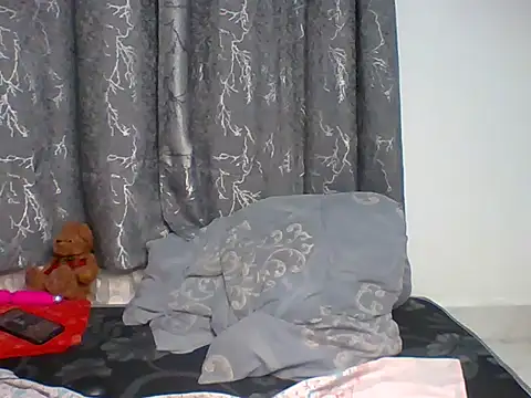 Pink pussy - online show from September 28, 11:15 am