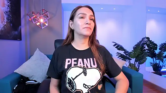 Snapshot of miataylorr1 chatting on November 26, 12:28 pm miataylorr1 online show from November 26, 12:28 pm