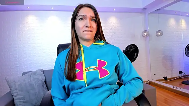 Snapshot of miataylorr1 chatting on November 30, 11:47 am miataylorr1 online show from November 30, 11:47 am