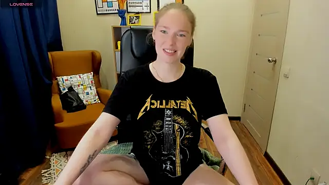  fiona Love online show from June 21, 8:11 pm