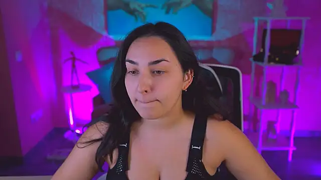 CeceliaJohnson online show from November 12, 8:04 am