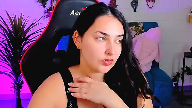 CeceliaJohnson online show from November 26, 8:04 am