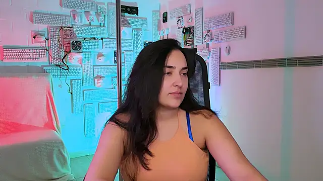 CeceliaJohnson online show from November 28, 8:39 am