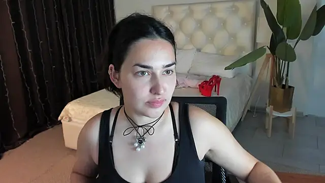 CeceliaJohnson online show from June 23, 6:11 am