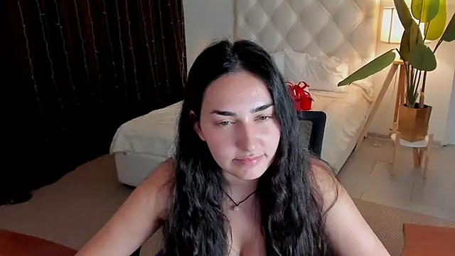 CeceliaJohnson online show from July 7, 6:47 am