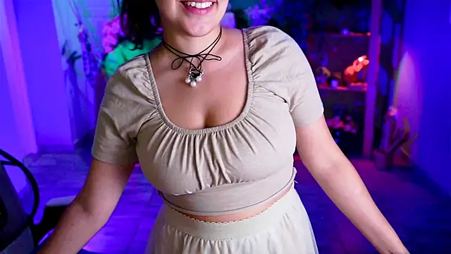 CeceliaJohnson online show from July 17, 6:09 am