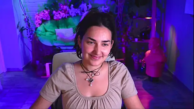 CeceliaJohnson online show from August 4, 6:27 am