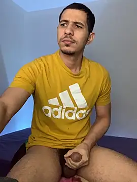 Snapshot of steven_clain chatting on December 13, 12:50 pm steven clain online show from December 13, 12:50 pm