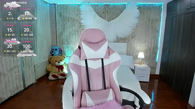 floryn susana online show from December 29, 1:02 am