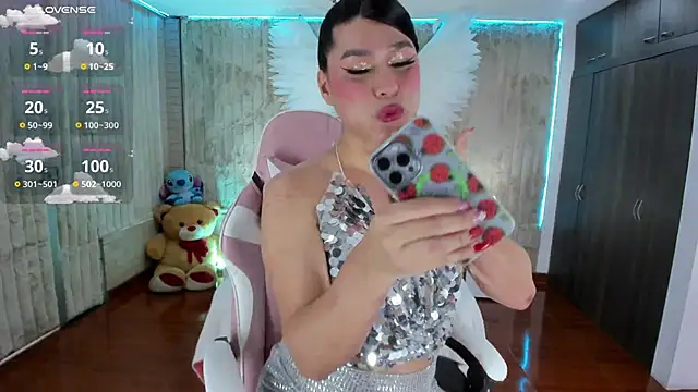 floryn susana online show from December 31, 6:13 pm
