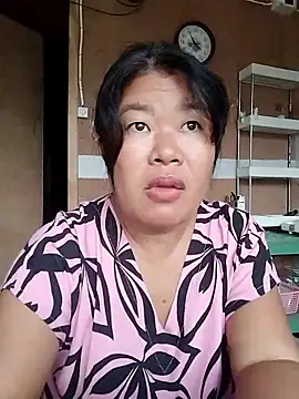 Snapshot of lickmepussy21 chatting on November 7, 9:48 pm lickmepussy21 online show from November 7, 9:48 pm