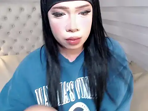 Snapshot of RebecaNextToYou chatting on July 23, 5:22 pm RebecaNextToYou online show from July 23, 5:22 pm
