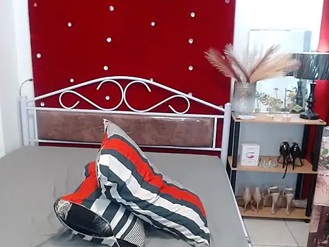 urcumgirl kendall online show from February 8, 3:53 pm