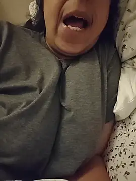 Susannemilf online show from February 25, 2:43 am