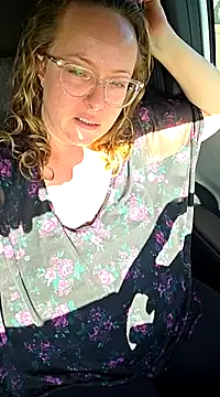 julimonroe online show from March 13, 3:17 pm